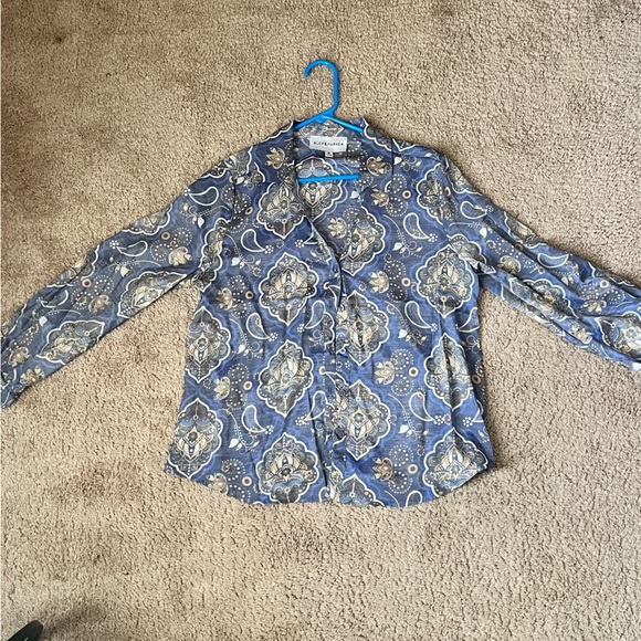 Alex & Parker sheer button up - Picture 2 of 3